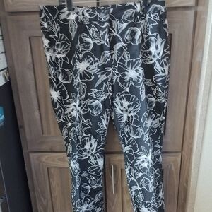 Floral Black and White Pants The Flare crop